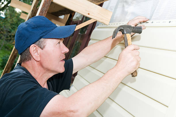 Best Garage Cleanout  in West Elmira, NY